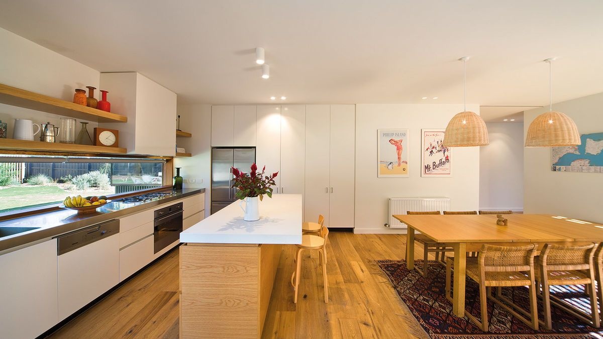 Kitchen with island