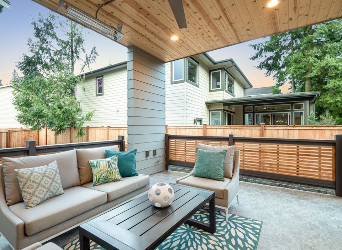 Covered Deck. Plan JD-23802-2-4