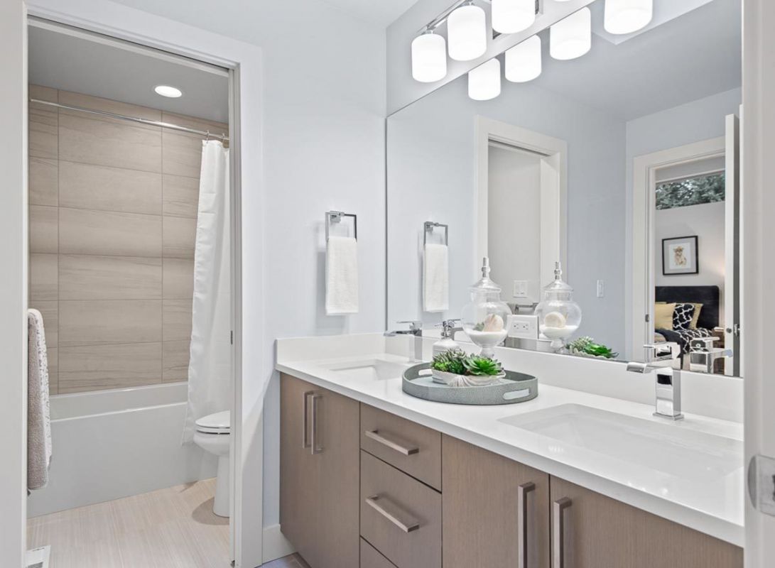 Modern bathroom design. Plan JD-23802-2-4