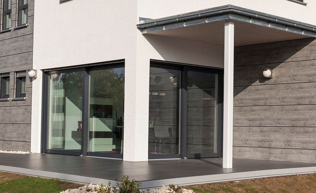 Small covered terrace Each house should have a terrace or a veranda so that you can sit outside, covered from the sun or during a rain.
